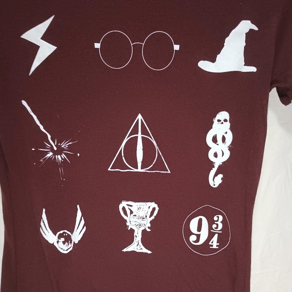 Harry Potter 9 3/4 children's size large (16) tshirt in excellent condition - Picture 3 of 4
